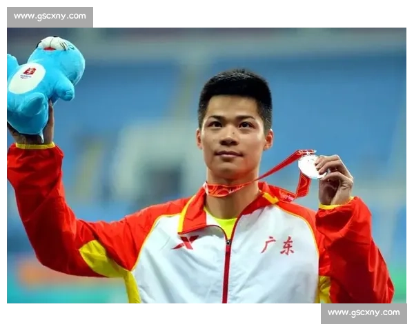 看台劝留与十年征途:苏炳添张培萌的中国速度密码